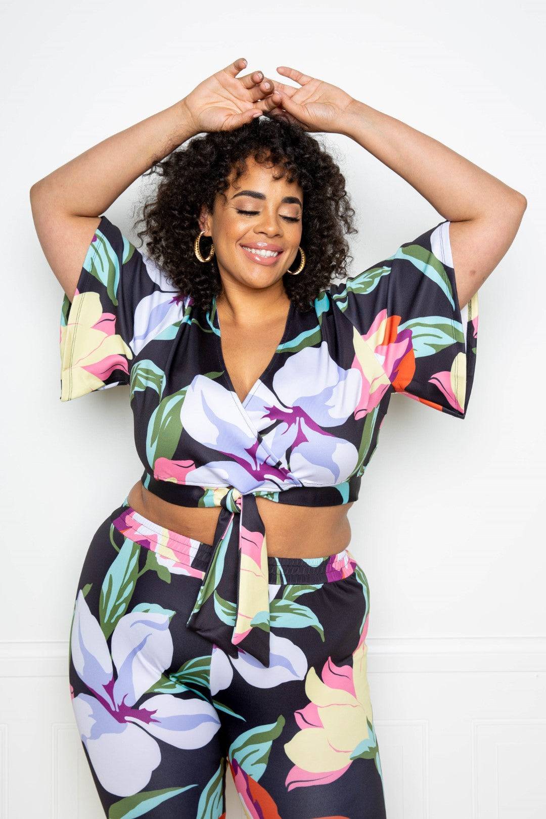 Flower Jogger & Top Set Look Up Deals