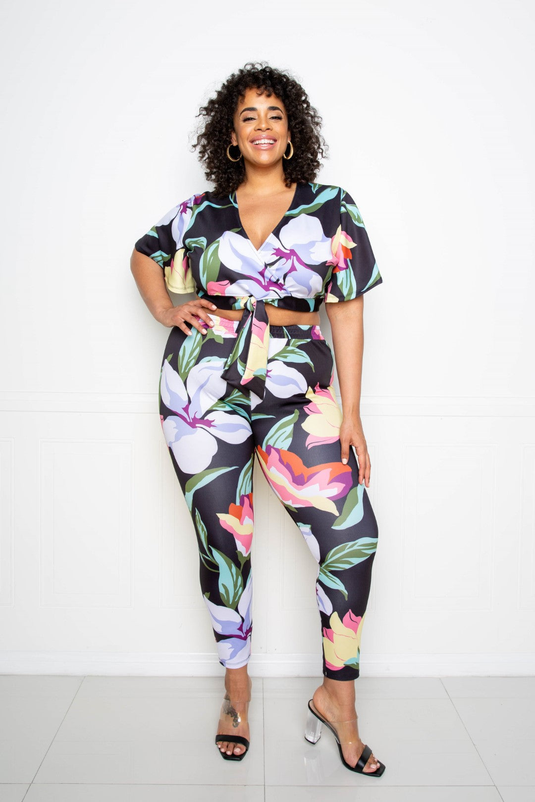 Flower Jogger & Top Set Look Up Deals