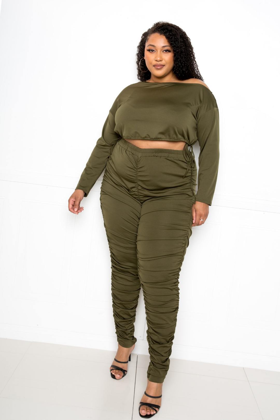 Off Shoulder Cropped Top And Ruched Leggings Sets Look Up Deals