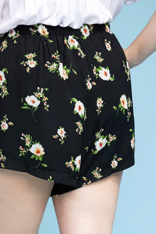 Plus Size Curvy, Floral Print Flowy Shorts Look Up Deals