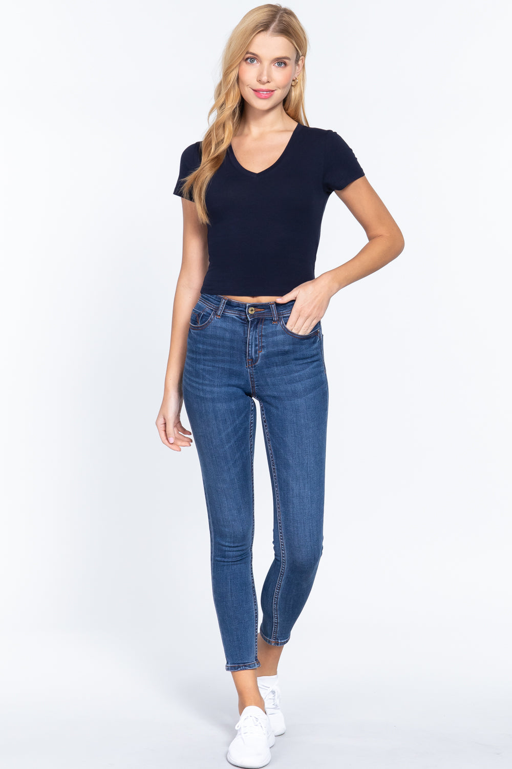 Short Sleeve V-neck Crop Top Look Up Deals