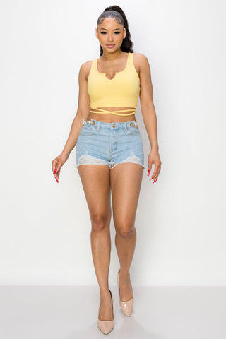 Side Chain Detailed Denim Shorts Look Up Deals