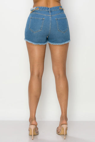 Side Chain Detailed Denim Shorts Look Up Deals