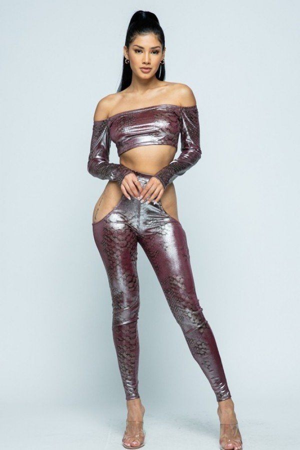 Snake Foil Print Off Shoulder Long Sleeve Top With Waist Band Under Side Cut Open Pants Set Look Up Deals